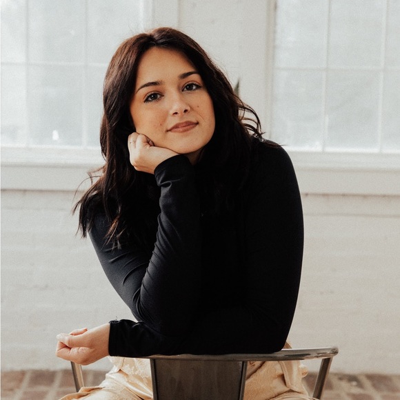 Meet your Posher, Harley - Picture 1 of 2